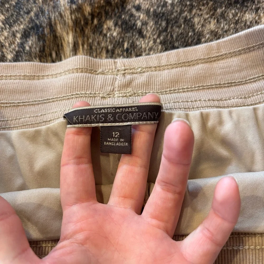 Women’s Kahkis & Company Skort, Size 12 - Picture 3 of 9